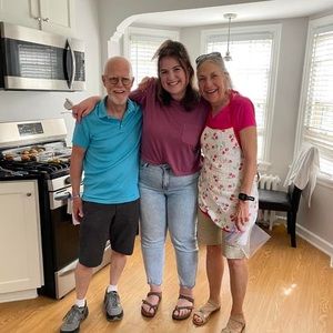 Meet your Posher, Abby